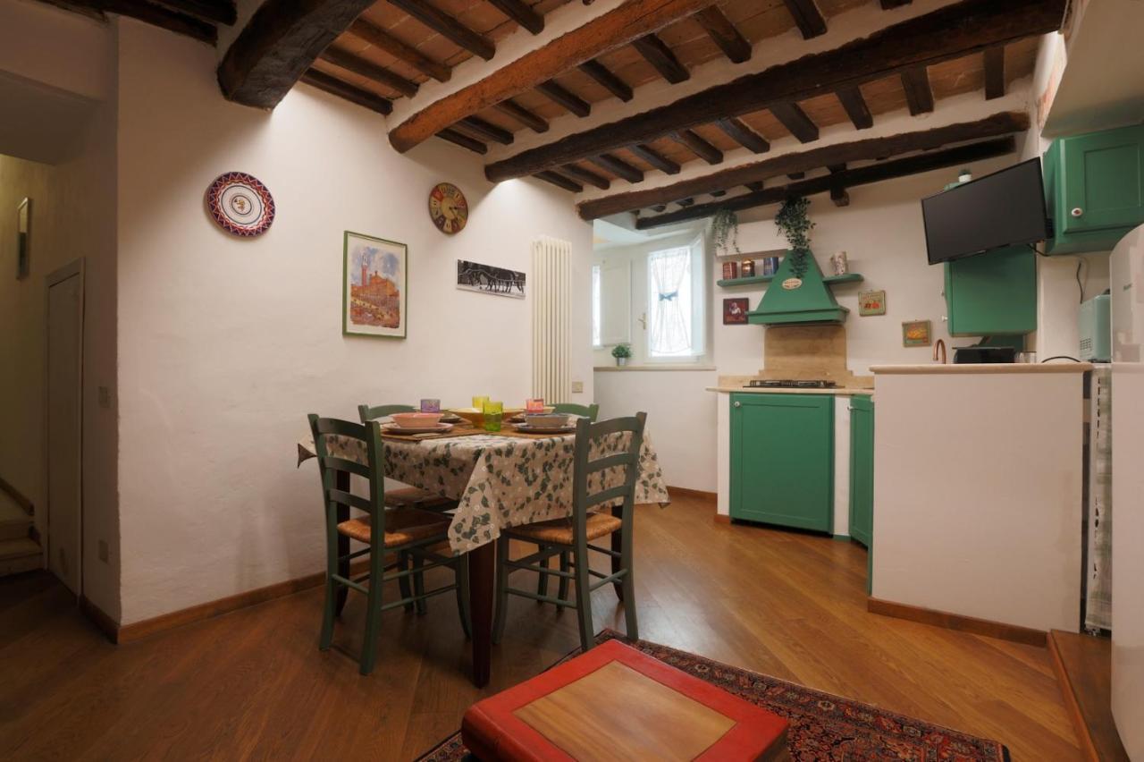 Mantellini Apartment Siena Exterior photo